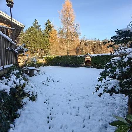 Hisa Hortenzija Vikendica *