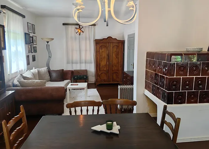 Hisa Hortenzija Semesterbostad *