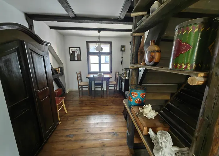 Hisa Hortenzija * Luče